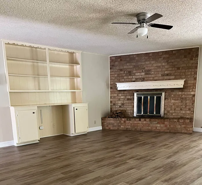 3 bed, 1800 sqft, $1,950 — Photo 3