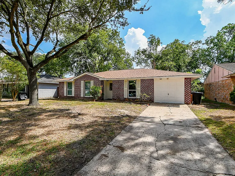 5811 Greencraig Dr — Photo 31