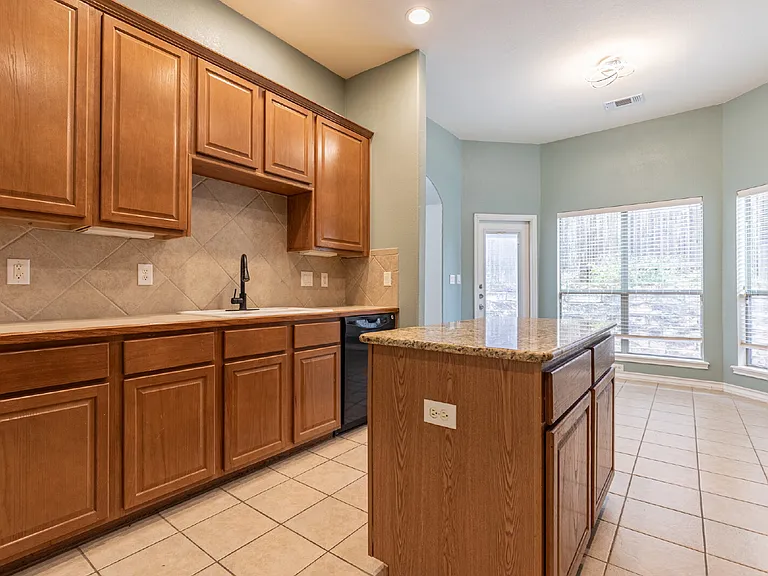 22216 Park Summit Cv — Photo 14