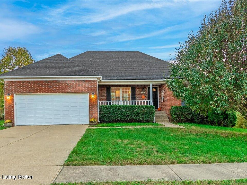 1st image of 31 N Country Dr