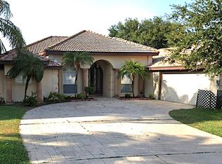 1018 Rio Grande Dr, Mission, TX 78572