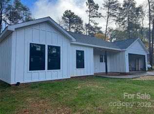 1026 Fye Dr, Newton, NC 28658