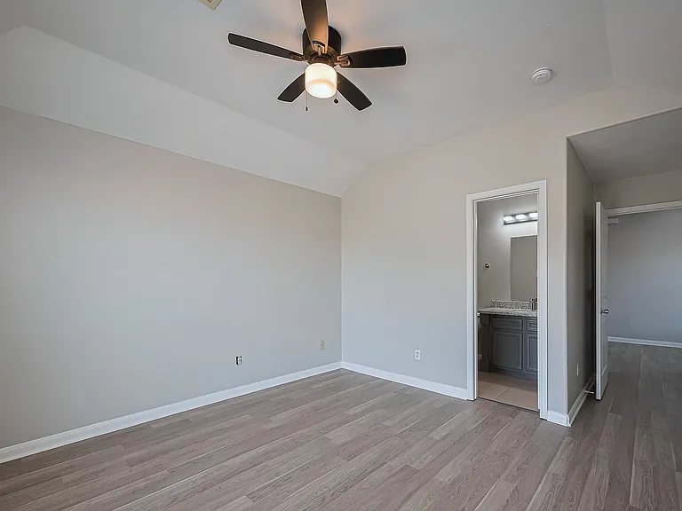 4320 Maggie St #B — Photo 34