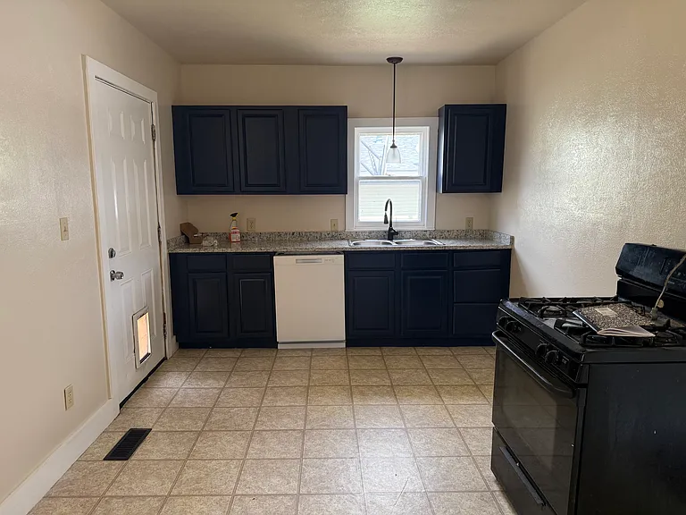 418 N Crawford Ave — Photo 15