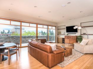 919 NW Bond St SUITE 402, Bend, OR 97703