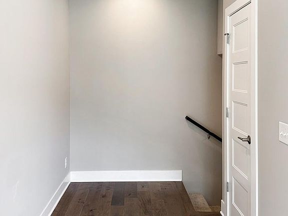 5th image of 3146 Mayberry Ct