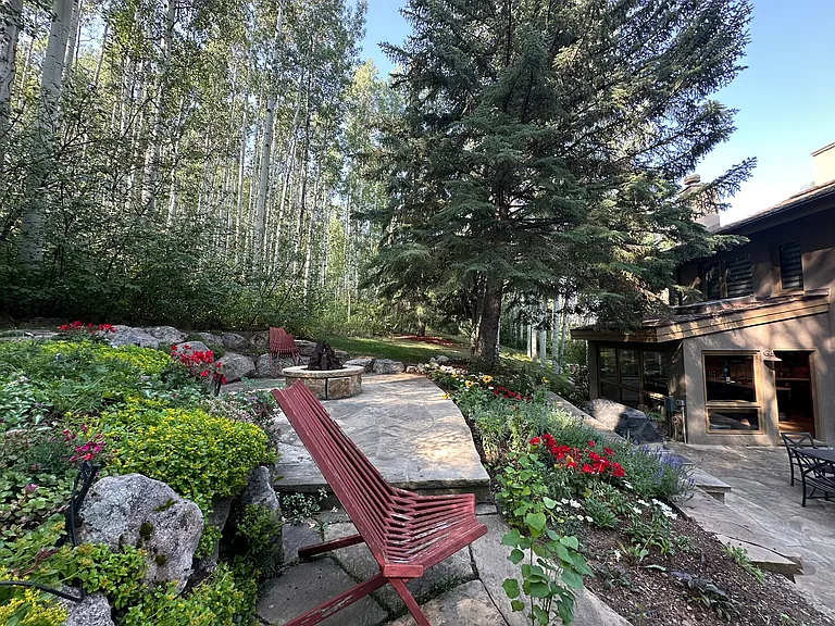 1448 Vail Valley Dr #B — Photo 19