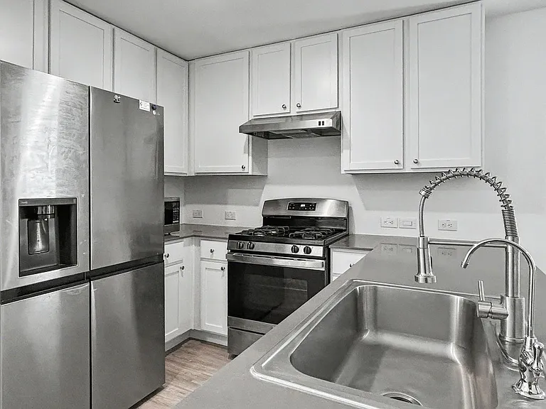 2843 Elion Dr — Photo 13