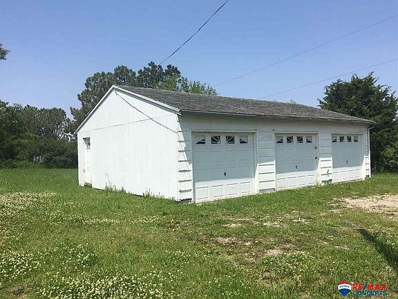 4th image of 1445 NW 40th St