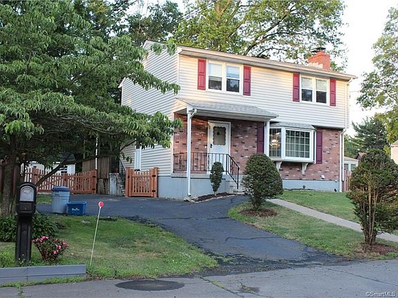 2nd image of 1 Birchwood Pl