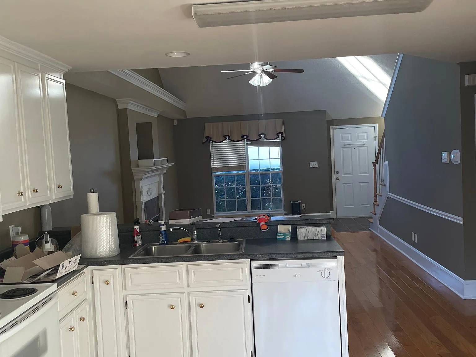 2020 Glennfield Ln — Photo 4