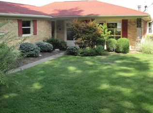 7646 N Hilltop Dr, Unionville, IN