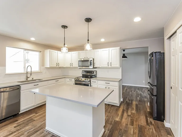 13922 Hudson Way — Photo 10