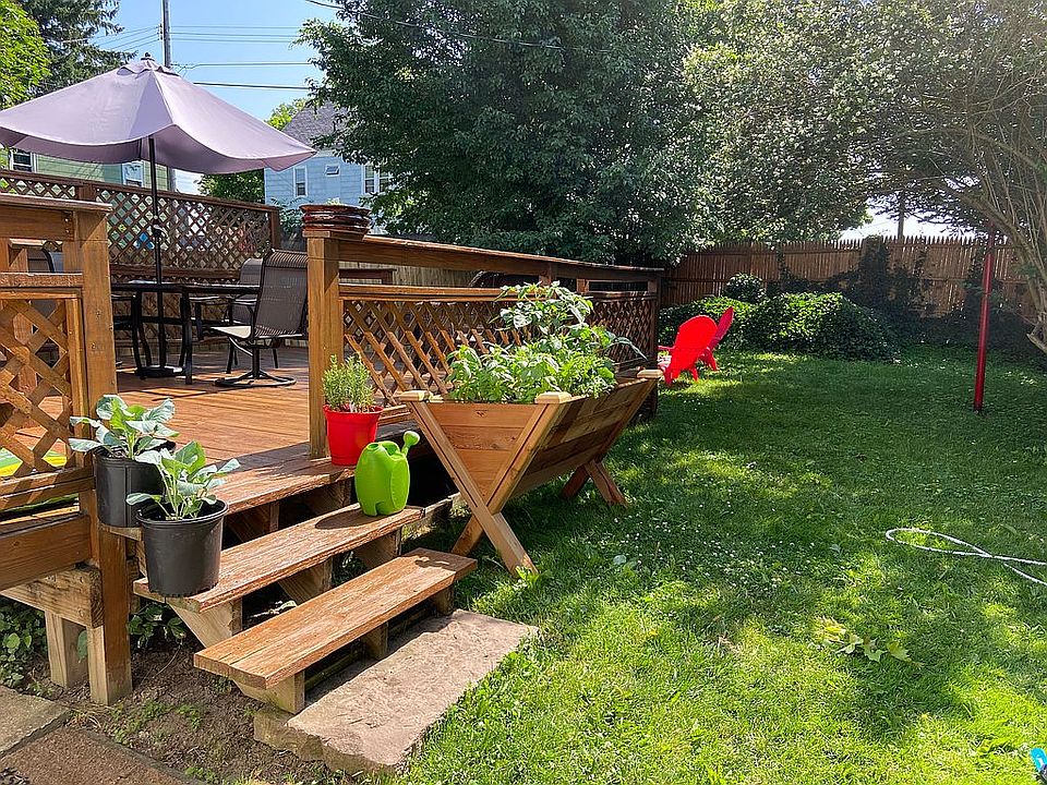 2nd image of 37 Daisy Pl