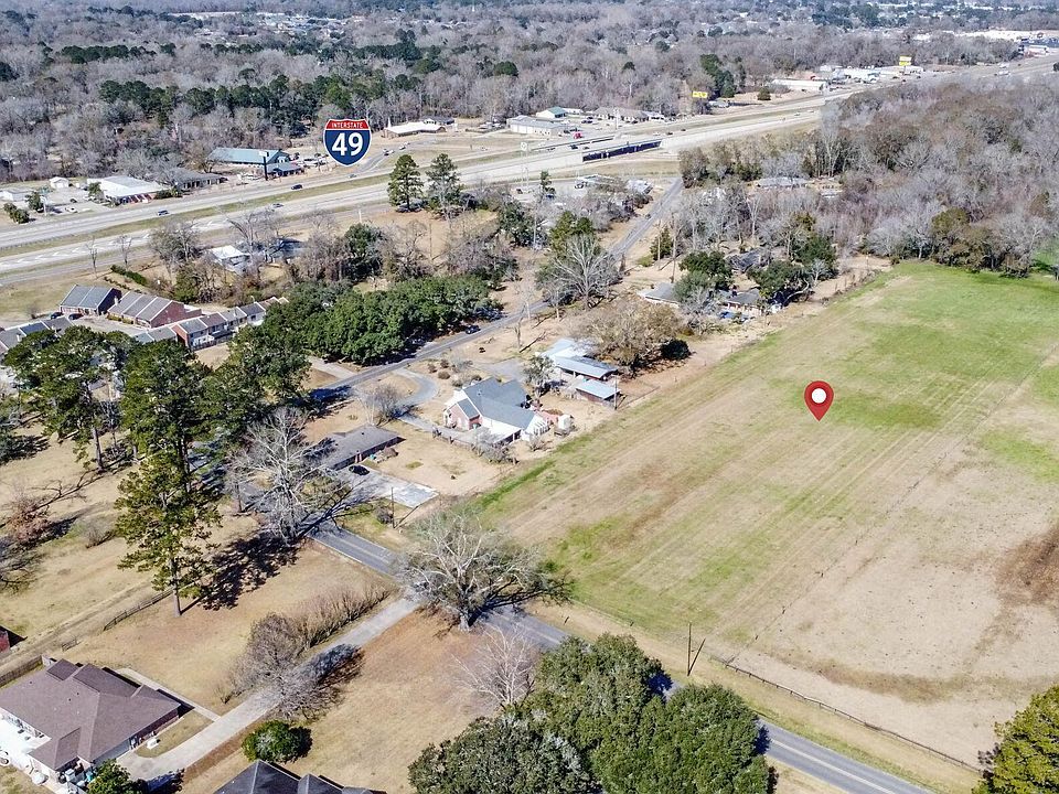 2nd image of Country Ridge Rd