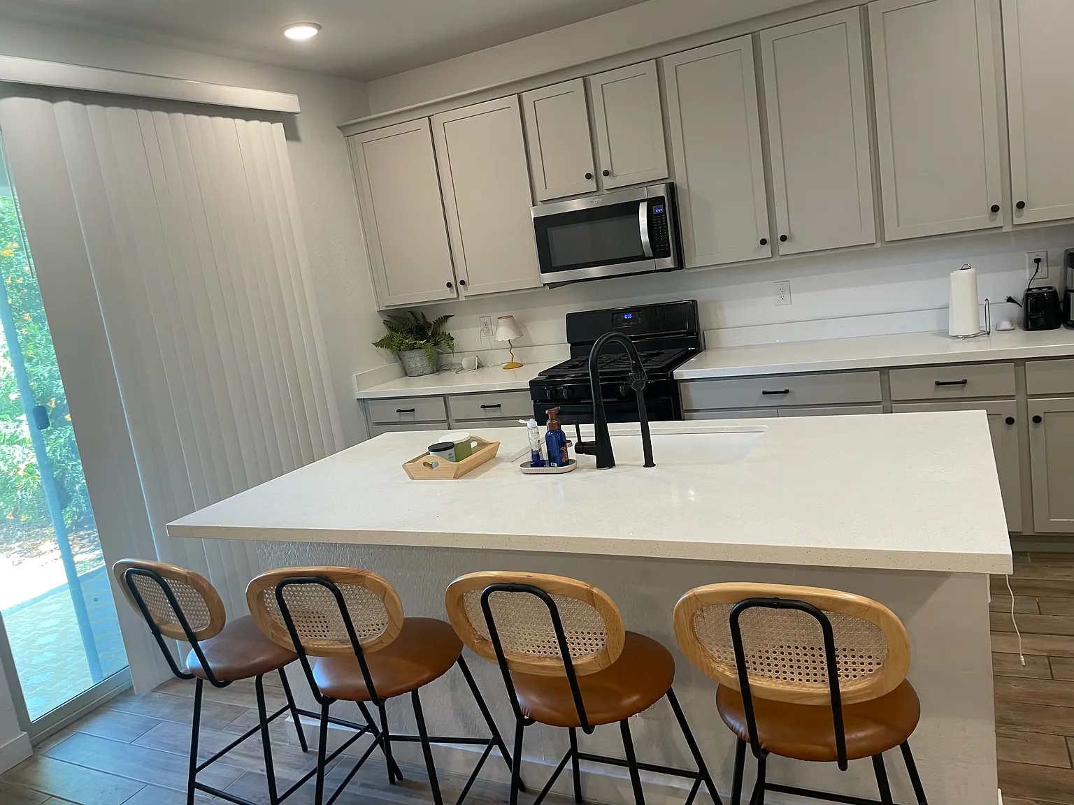 3 bed, 1501 sqft, $1,050 — Photo 4