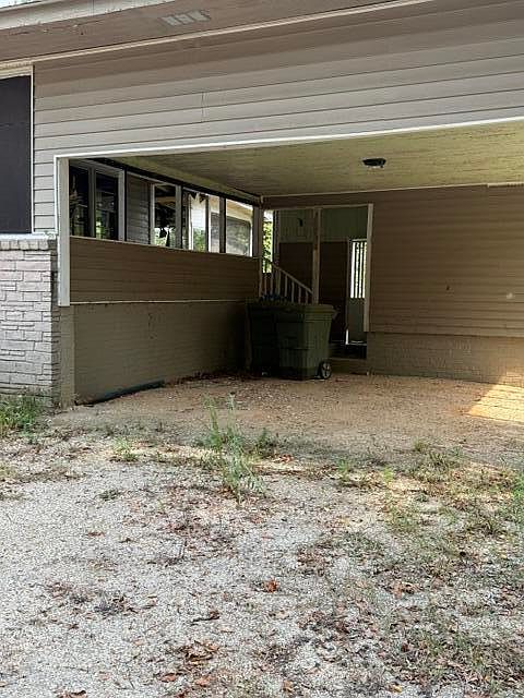 2nd image of 732 Baldwin Dr