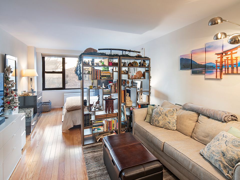 1st image of 305 E 40th St APT 10U