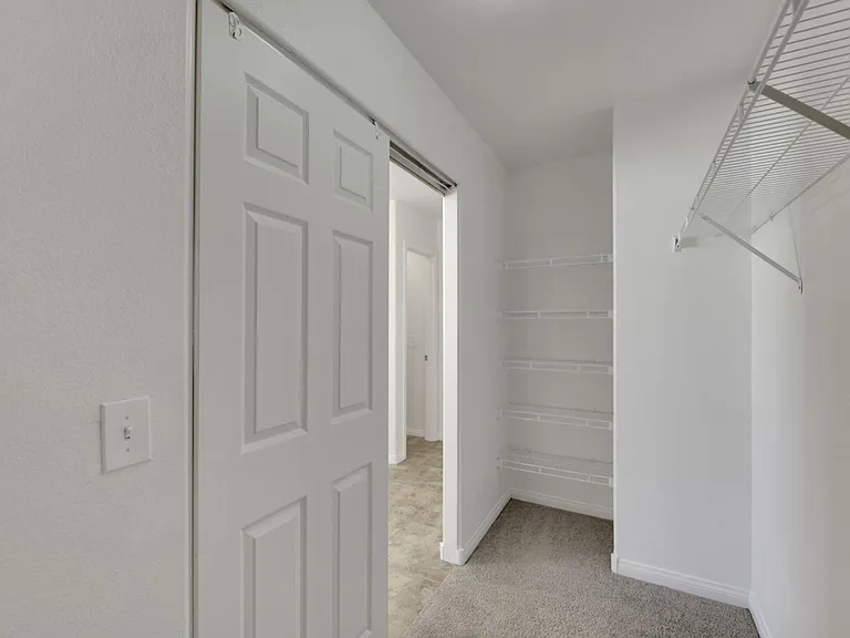 9366 Fitzwilliam Ave — Photo 19