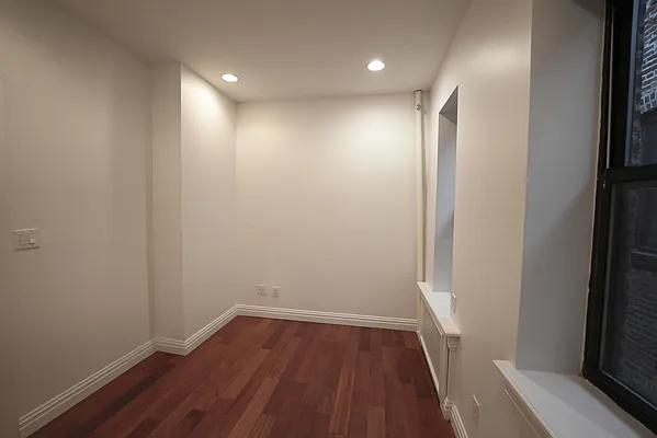 Rented by Corcoran | media 10