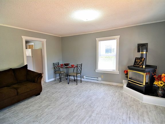 2nd image of 6117 Fawcett Ave