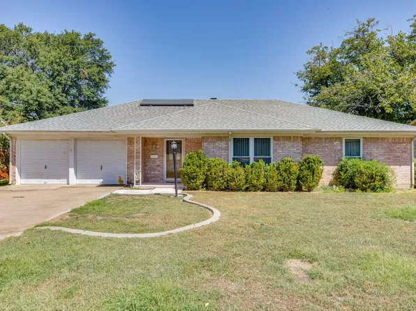 1312 Marlborough Dr, Fort Worth, TX 76134