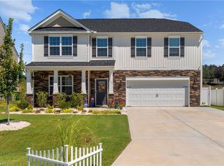 134 Rhett Ave, Lexington, NC 27295