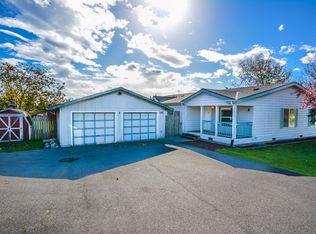 1707 Phillip St, Oak Harbor, WA 98277