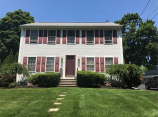 51 South St, Cranston, RI 02920
