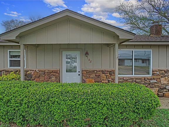 2nd image of 148 Bragg Cir