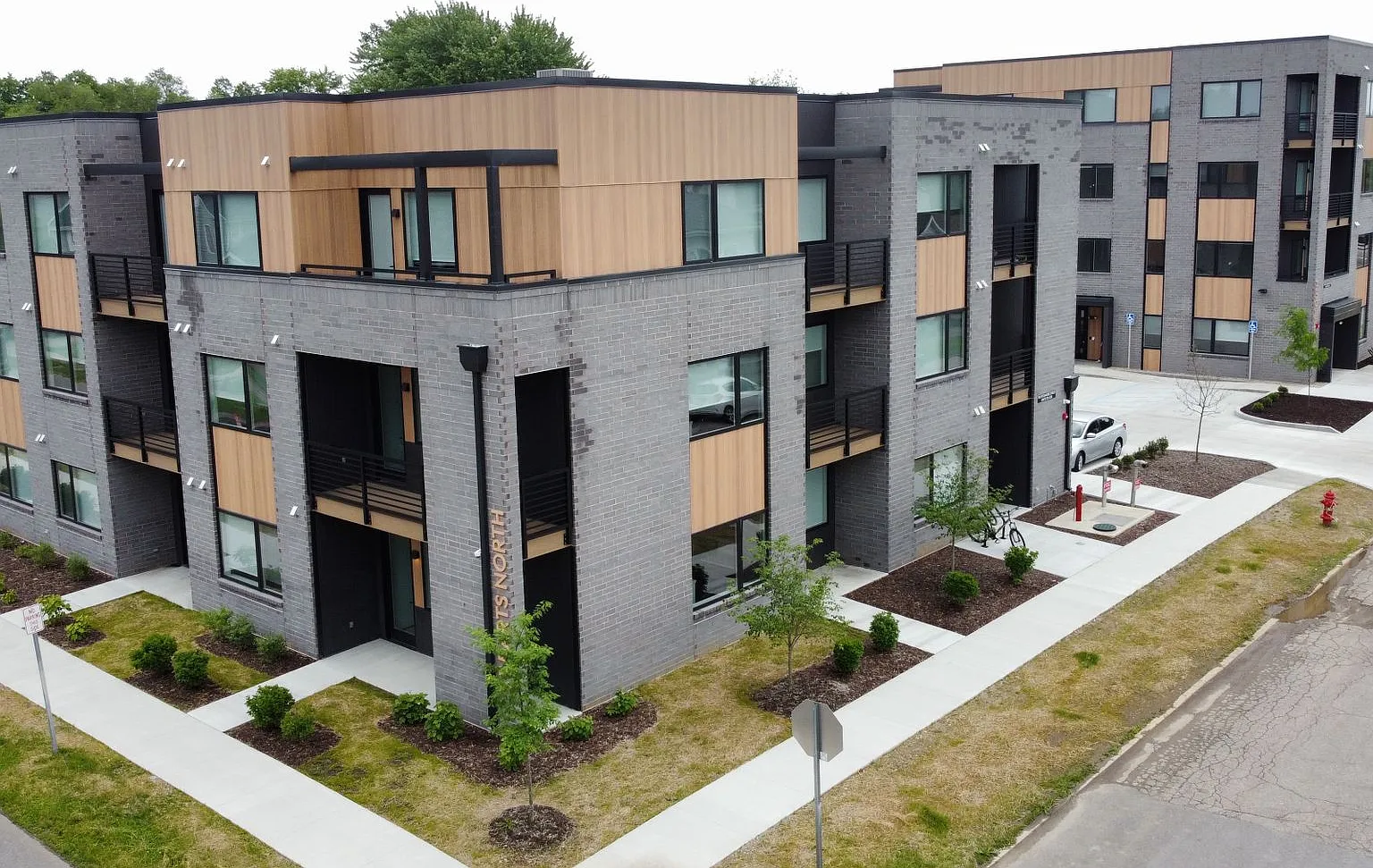 St. Barts Apartments — Photo 1