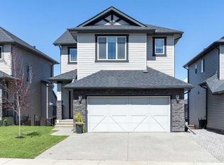 184 S Cimarron Vista Way, Okotoks, AB T1S 0K3