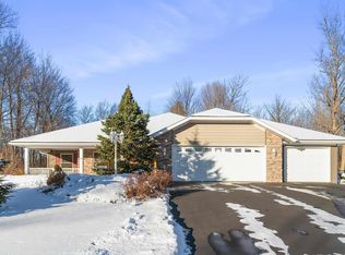 615 Crystal Dr, Duluth, MN 55811