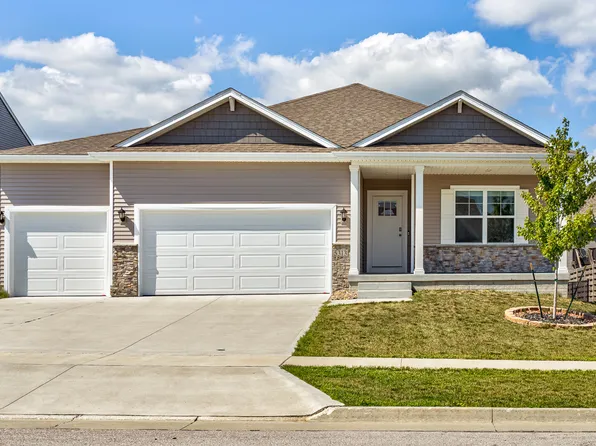 5313 Bradbury Ct, Ames, IA 50014