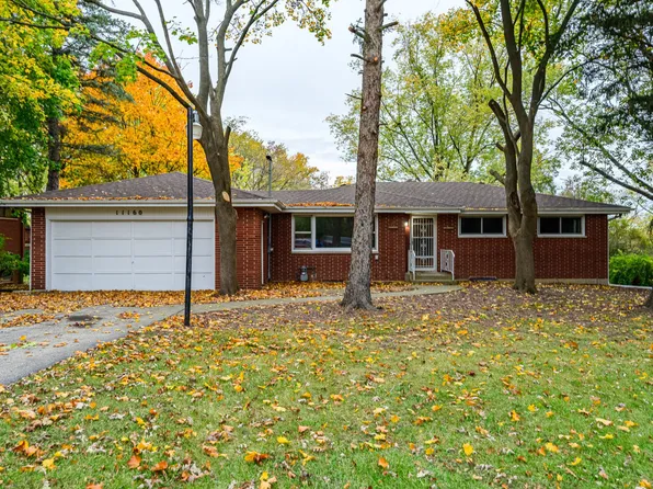 11160 W Wadsworth Rd, Beach Park, IL 60099