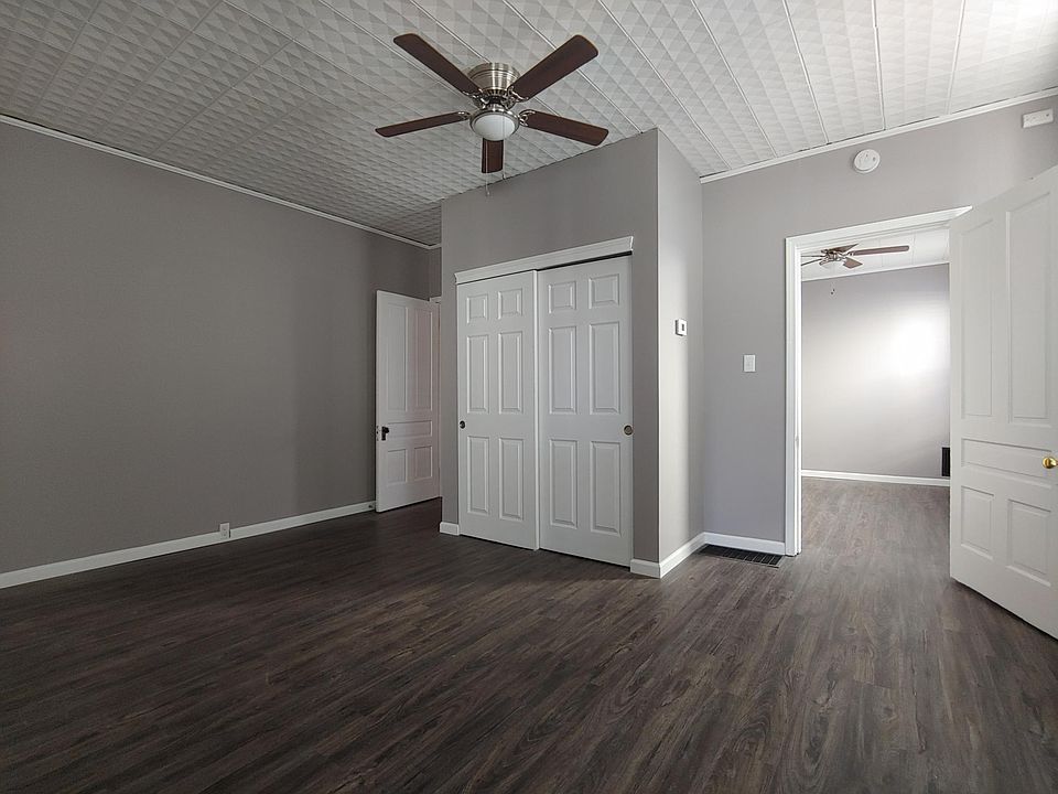 1st image of 94 Albert St #2