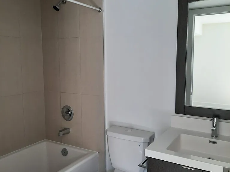 9 Mabelle Ave #2523 — Photo 6