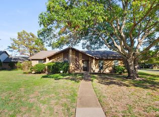 1105 Eastview Cir, Richardson, TX 75081