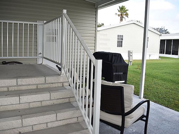 Side door, shed, end carport