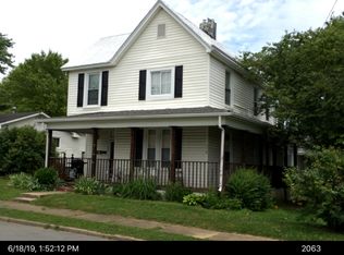 318/320 White St, Salem, VA 24153