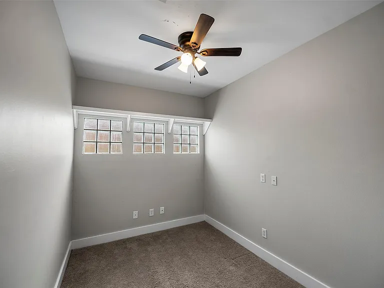 9705 Linkmeadow Ln — Photo 19