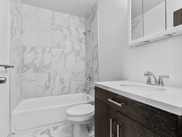 1421 Townsend St #1 — Photo 16