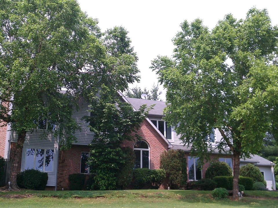 95 Rosewood Dr, Brownstown, PA 17508 Zillow