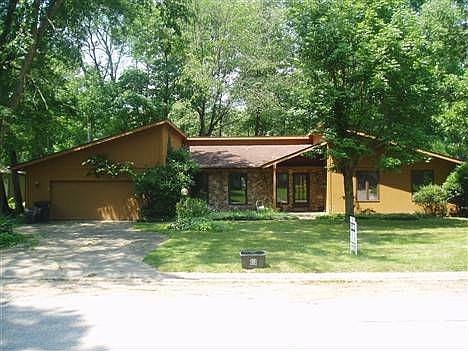 1st image of 51793 W Gatehouse Dr