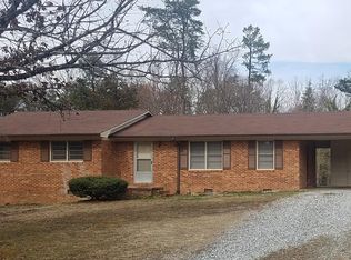 2216 Plainview Dr, High Point, NC 27265