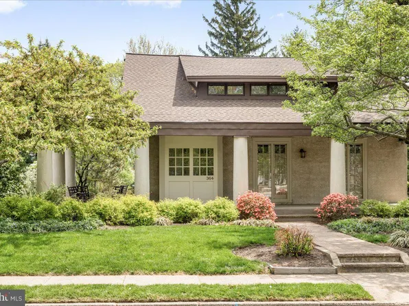 364 W Court St, Doylestown, PA 18901