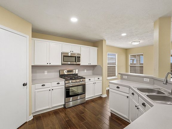 5th image of 11506 Harbour Lake Ct