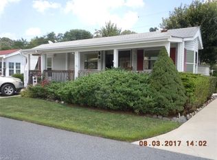83 Summer Place Dr, Waynesville, NC 28785