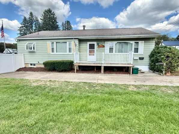 5 Malvina St #9, Warren, PA 16365