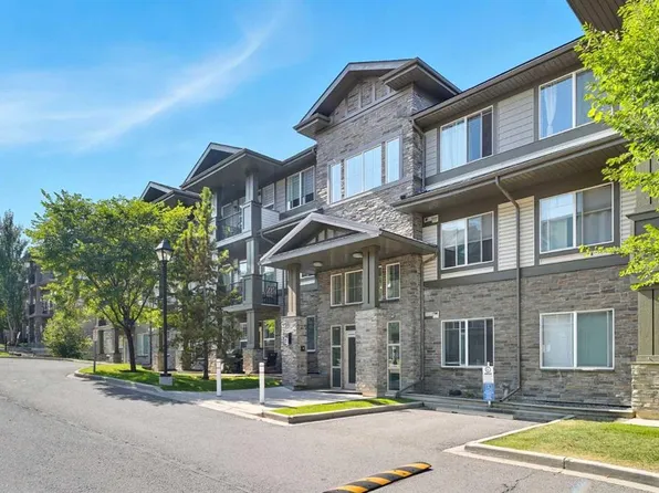48 E Panatella Rd NW #310, Calgary, AB T3K 0V4